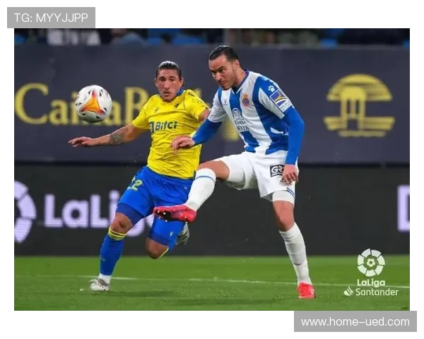 贝蒂斯客场2-1逆转加的斯 博尔哈点射绝杀暂列第六 贝蒂斯客场2-1逆转加的斯 博尔哈点射绝杀暂列第六